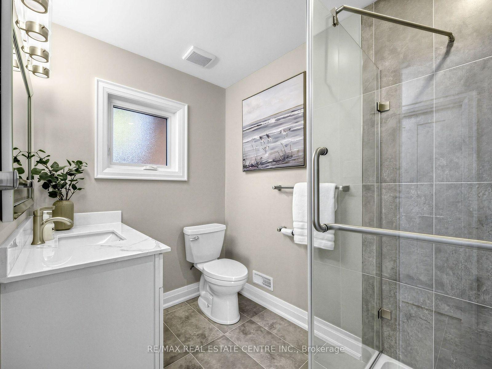 Photo 14 of 2362 Denise Road, Mississauga, Lakeview — HOMEH