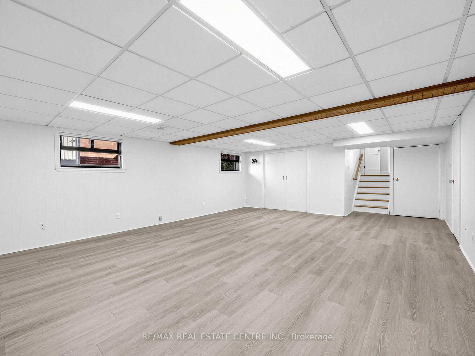Photo 23 of 2362 Denise Road, Mississauga, Lakeview — HOMEH