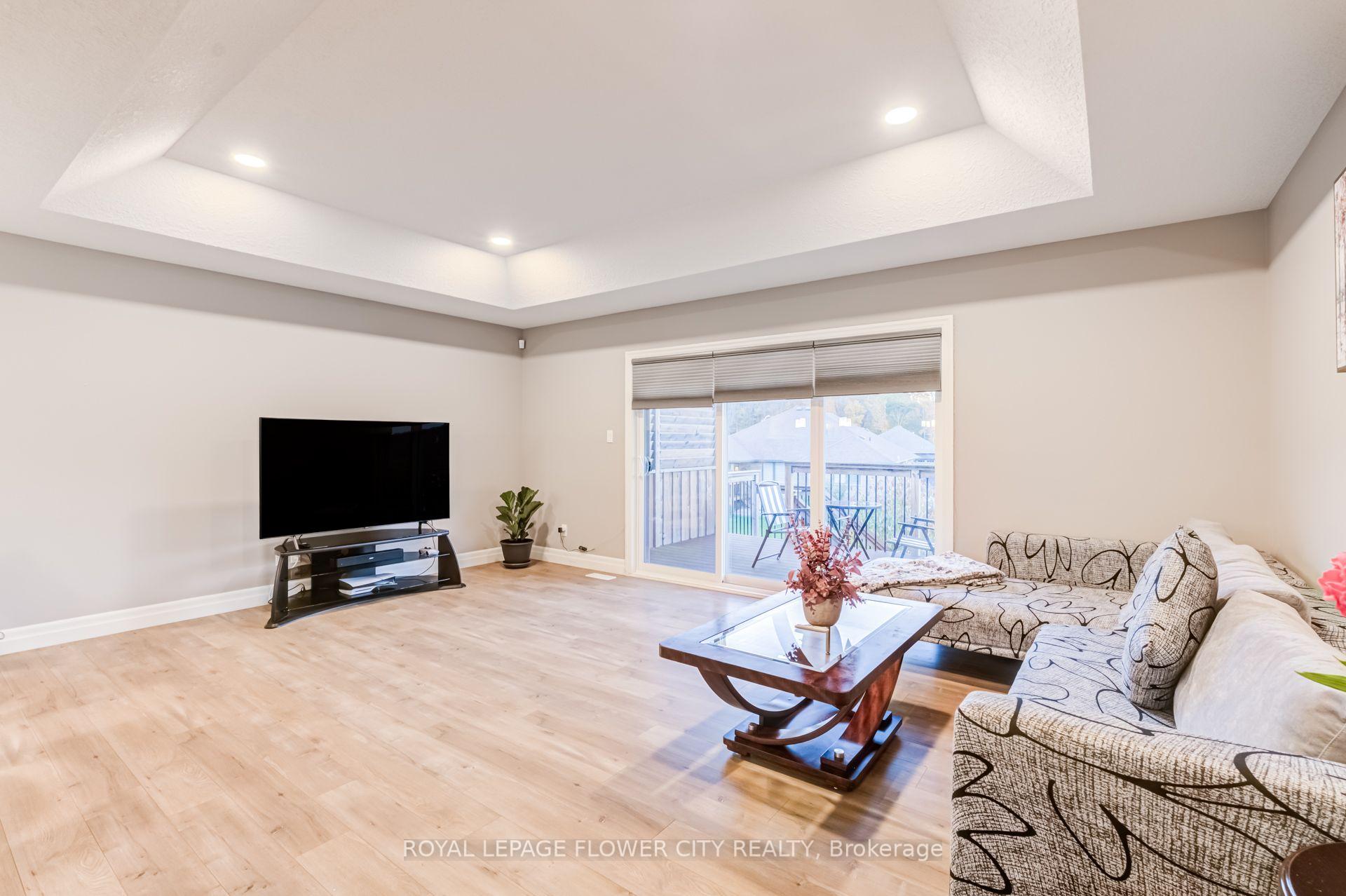Photo 18 of 44 Liberty Crescent, Quinte West, Murray Ward — HOMEH