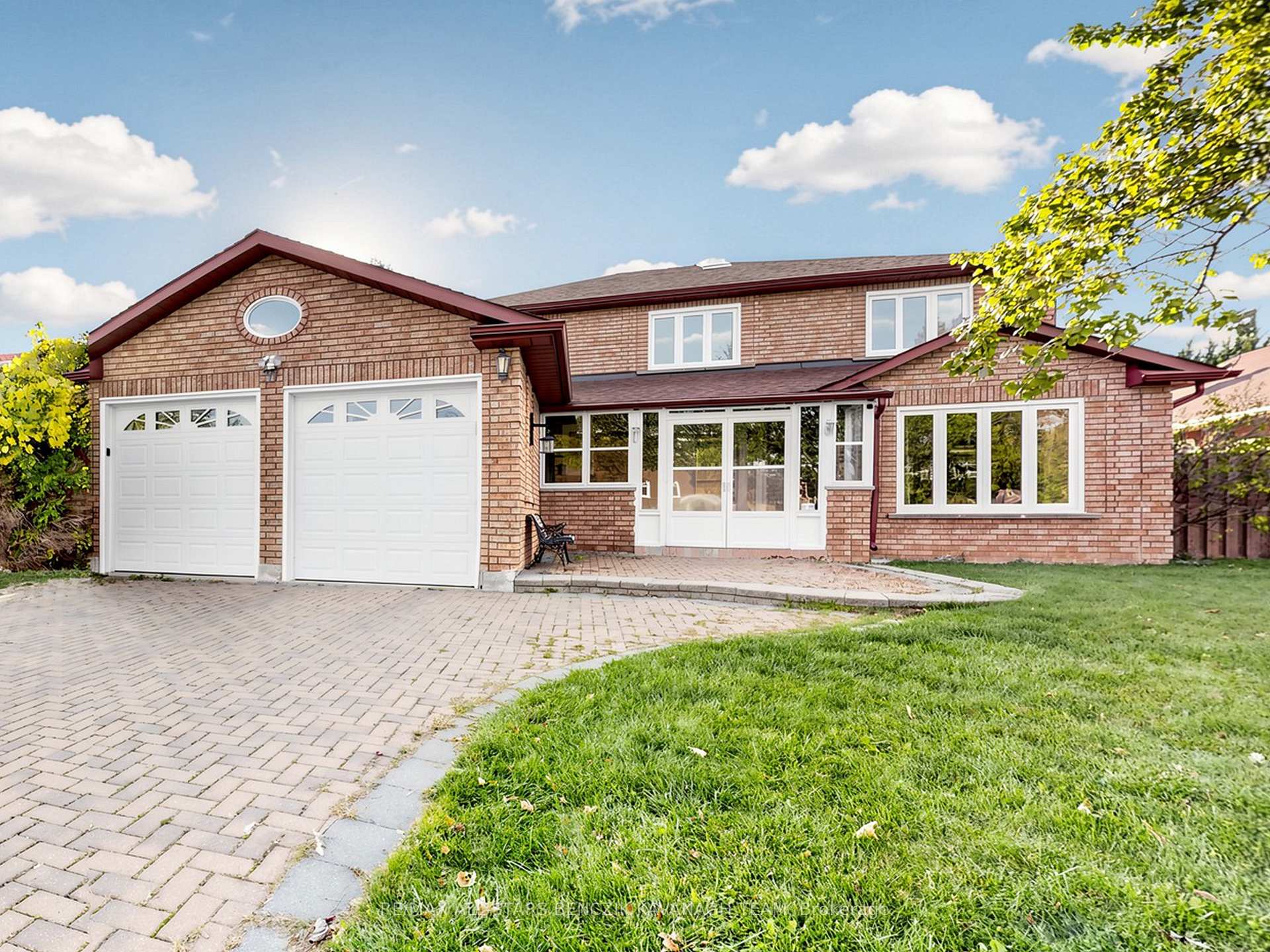 Photo 1 of 37 Dowling Circle, Markham, Milliken Mills East — HOMEH