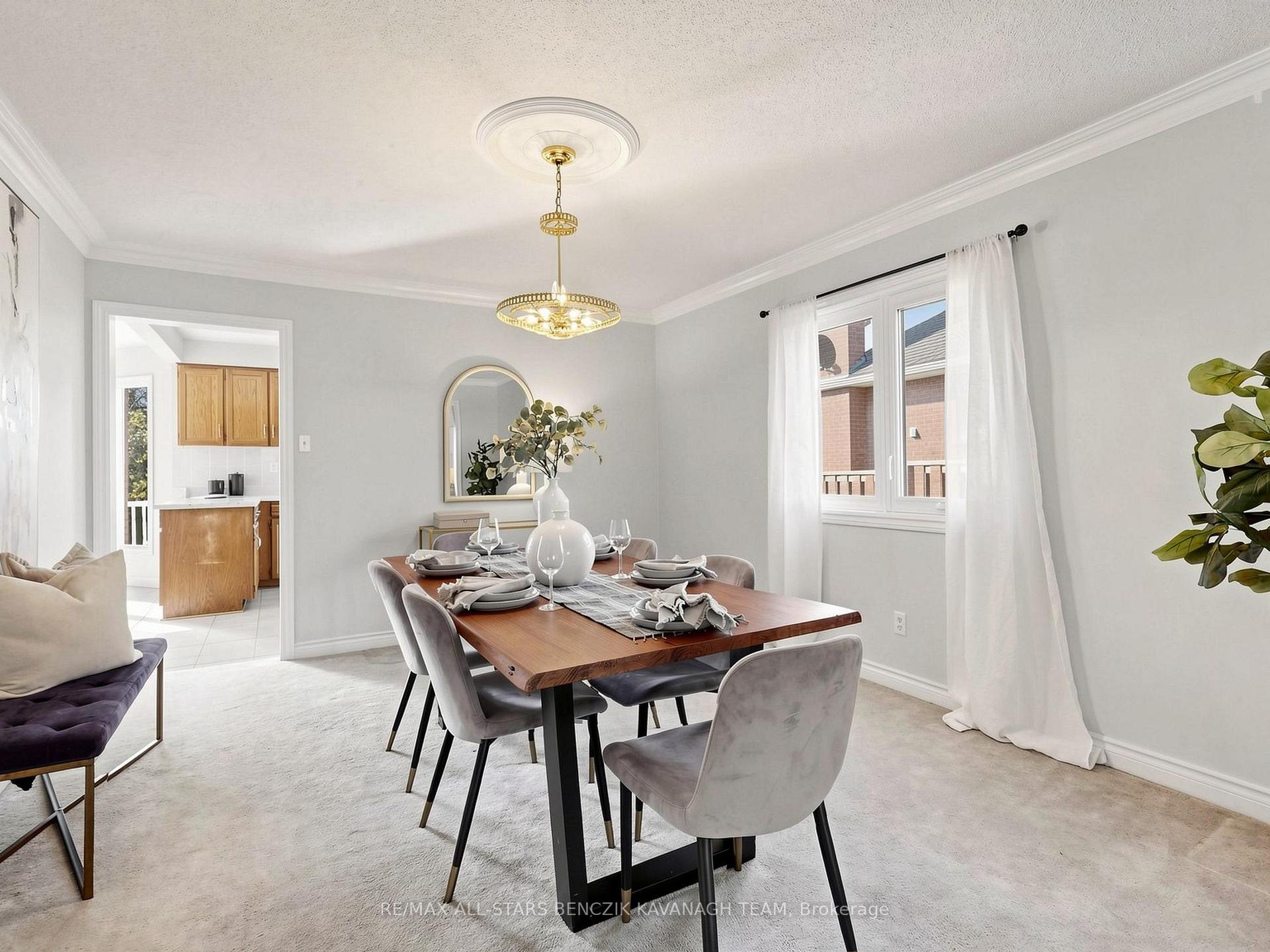 Photo 7 of 37 Dowling Circle, Markham, Milliken Mills East — HOMEH