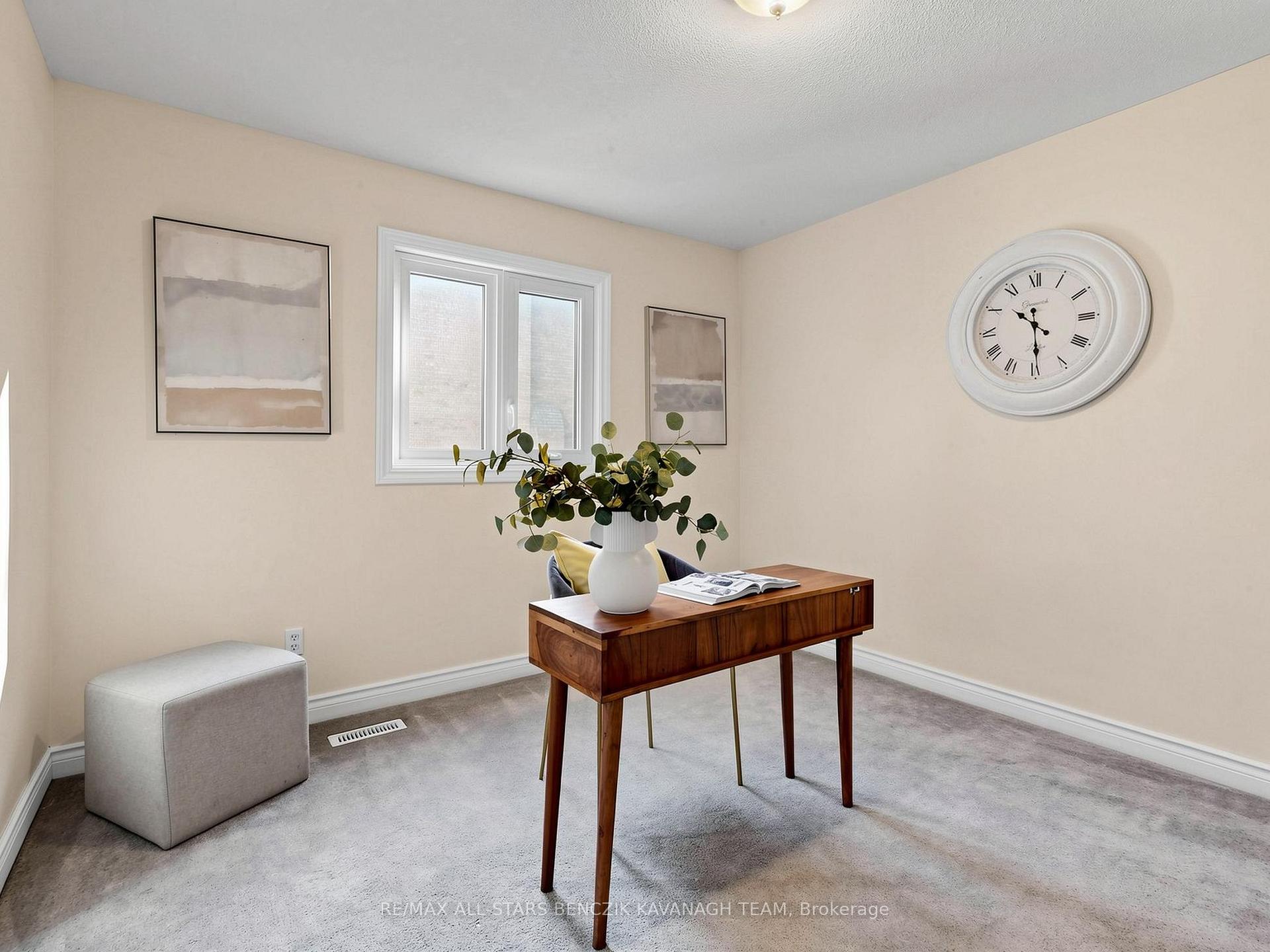 Photo 14 of 37 Dowling Circle, Markham, Milliken Mills East — HOMEH
