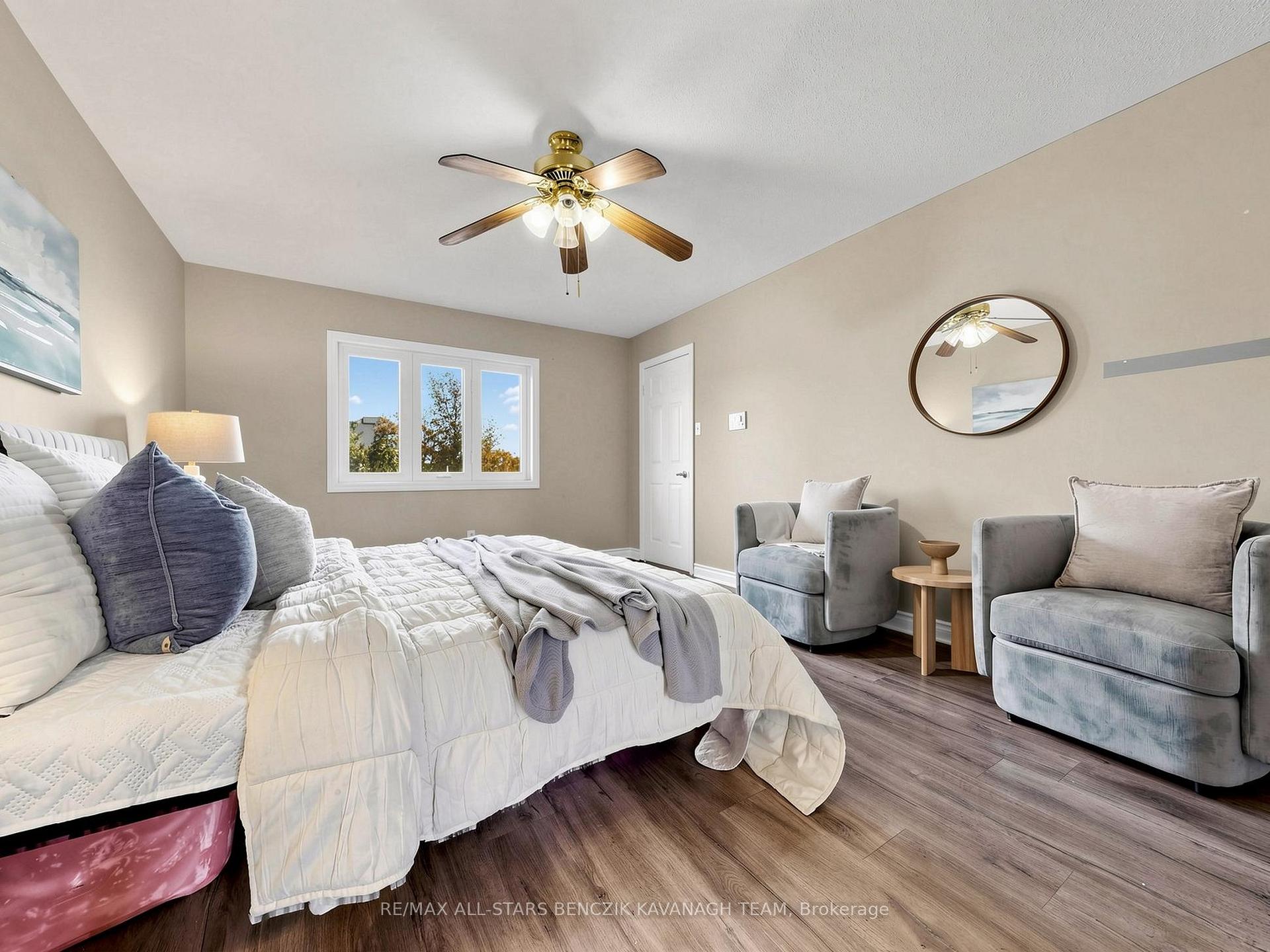 Photo 16 of 37 Dowling Circle, Markham, Milliken Mills East — HOMEH