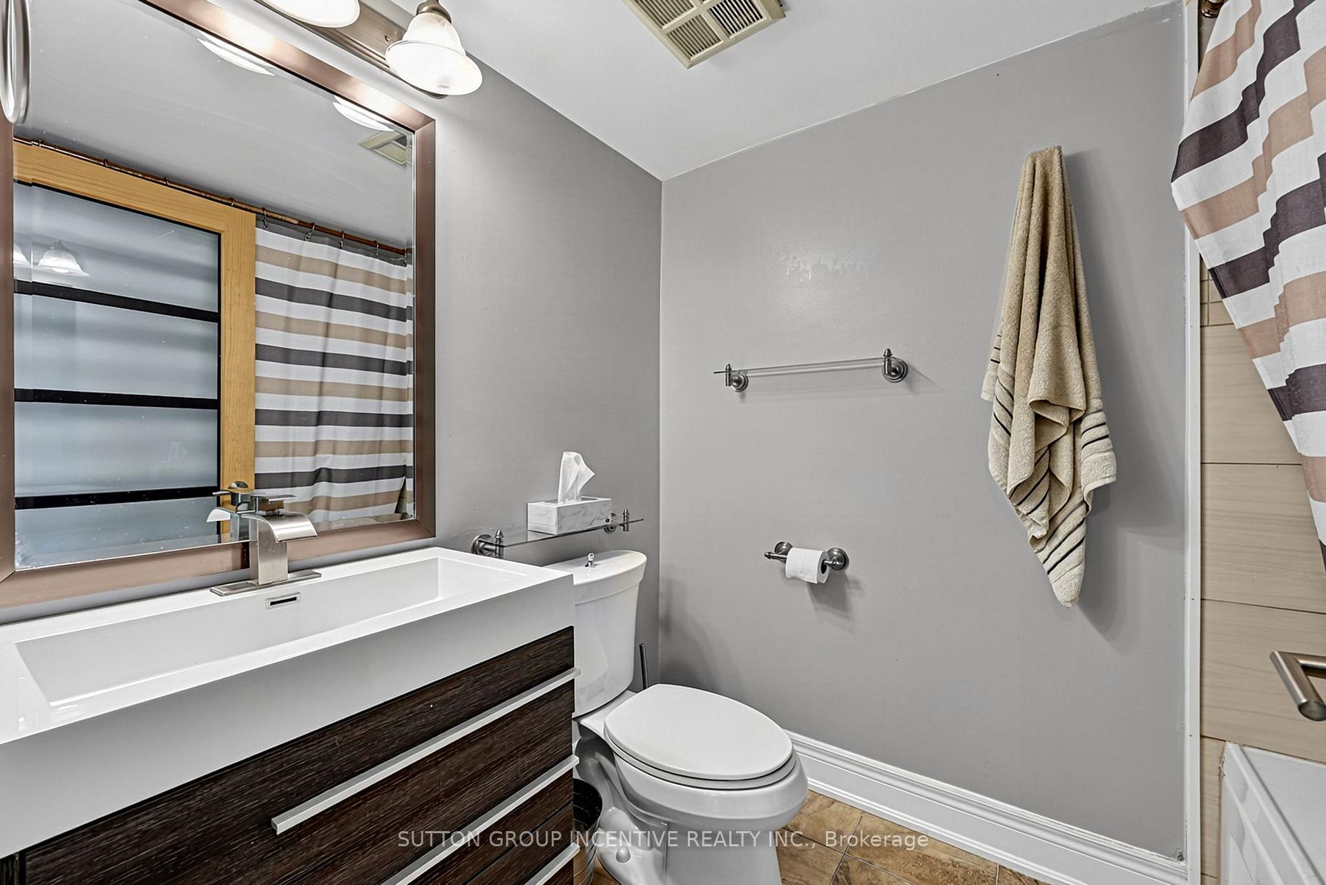 Photo 19 of Unit 304, 140 Dunlop Street E, Barrie, City Centre — HOMEH