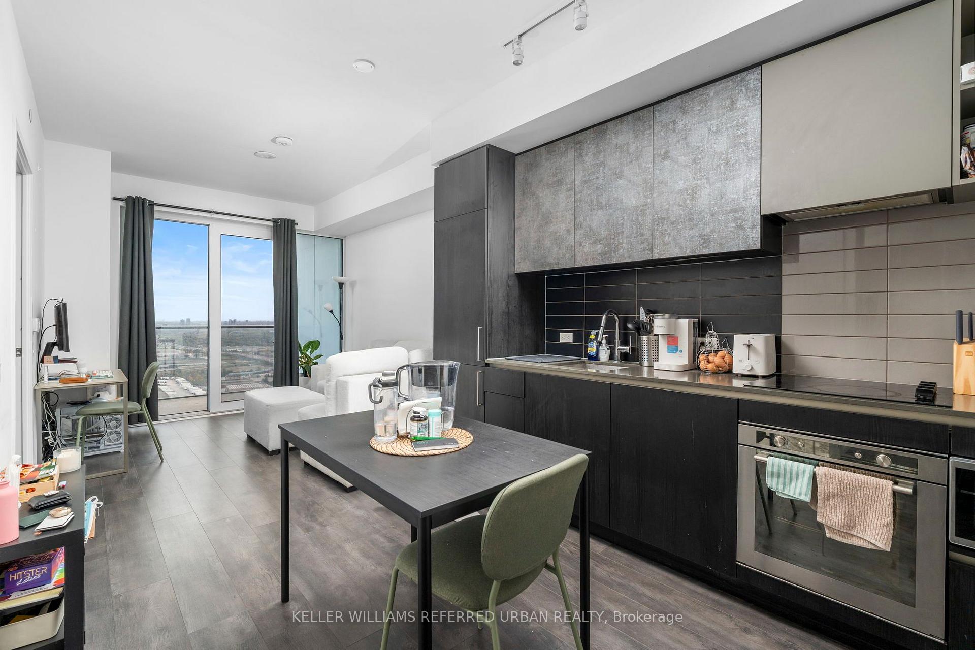 Photo 7 of Unit 4510, 7890 Jane Street, Vaughan, Vaughan Corporate Centre — HOMEH