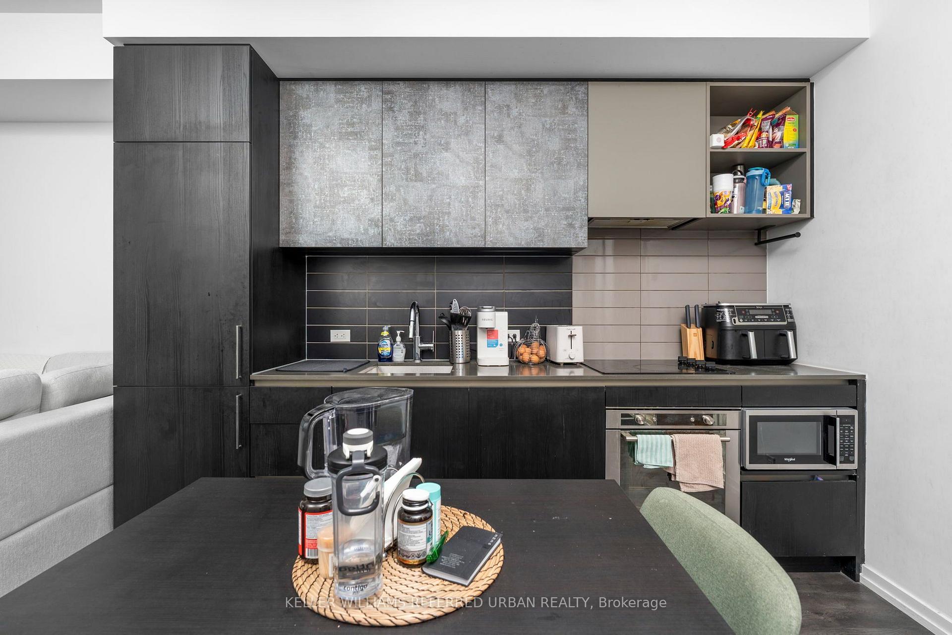 Photo 11 of Unit 4510, 7890 Jane Street, Vaughan, Vaughan Corporate Centre — HOMEH