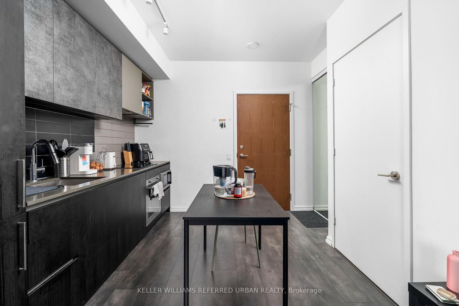 Photo 12 of Unit 4510, 7890 Jane Street, Vaughan, Vaughan Corporate Centre — HOMEH
