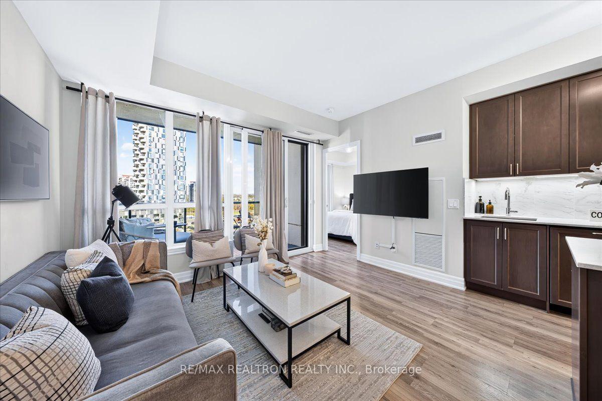 Photo 23 of Unit 802, 9075 Jane Street, Vaughan, Concord — HOMEH