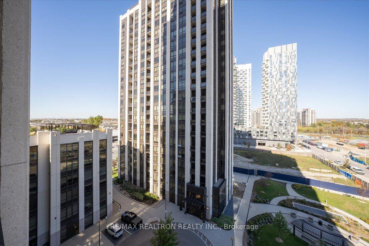 Photo 25 of Unit 802, 9075 Jane Street, Vaughan, Concord — HOMEH