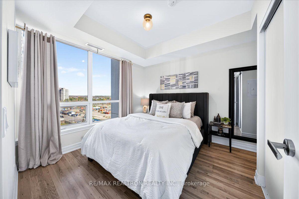 Photo 28 of Unit 802, 9075 Jane Street, Vaughan, Concord — HOMEH
