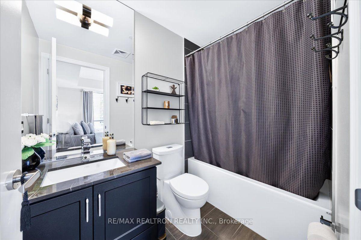 Photo 31 of Unit 802, 9075 Jane Street, Vaughan, Concord — HOMEH