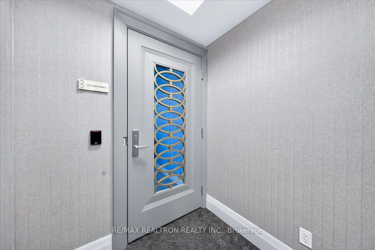 Photo 41 of Unit 802, 9075 Jane Street, Vaughan, Concord — HOMEH