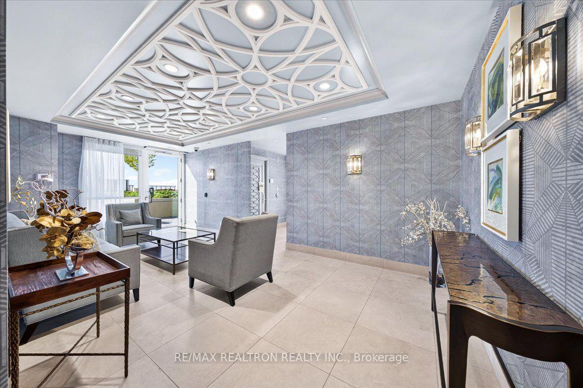 Photo 42 of Unit 802, 9075 Jane Street, Vaughan, Concord — HOMEH