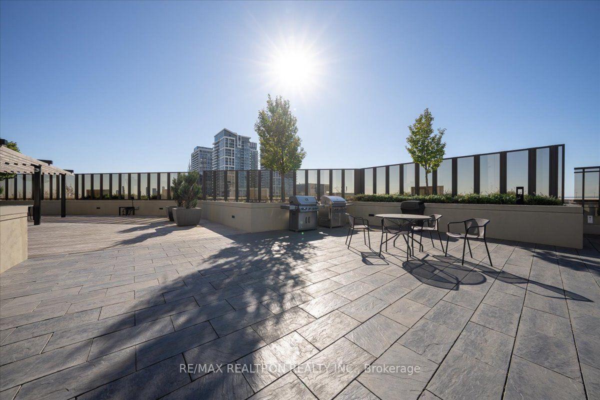 Photo 47 of Unit 802, 9075 Jane Street, Vaughan, Concord — HOMEH