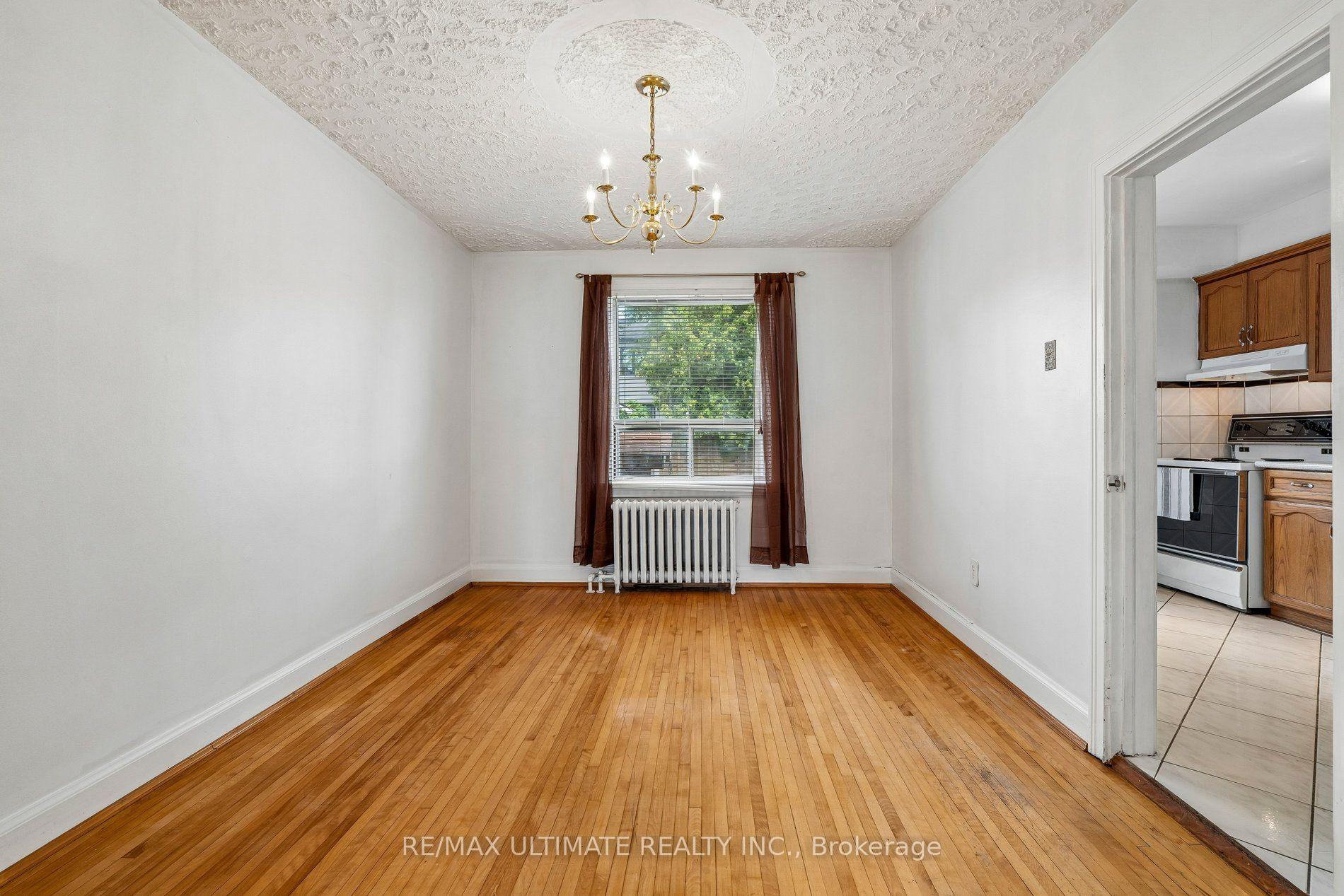Photo 15 of 463 Oakwood Avenue, Toronto, Oakwood Village — HOMEH
