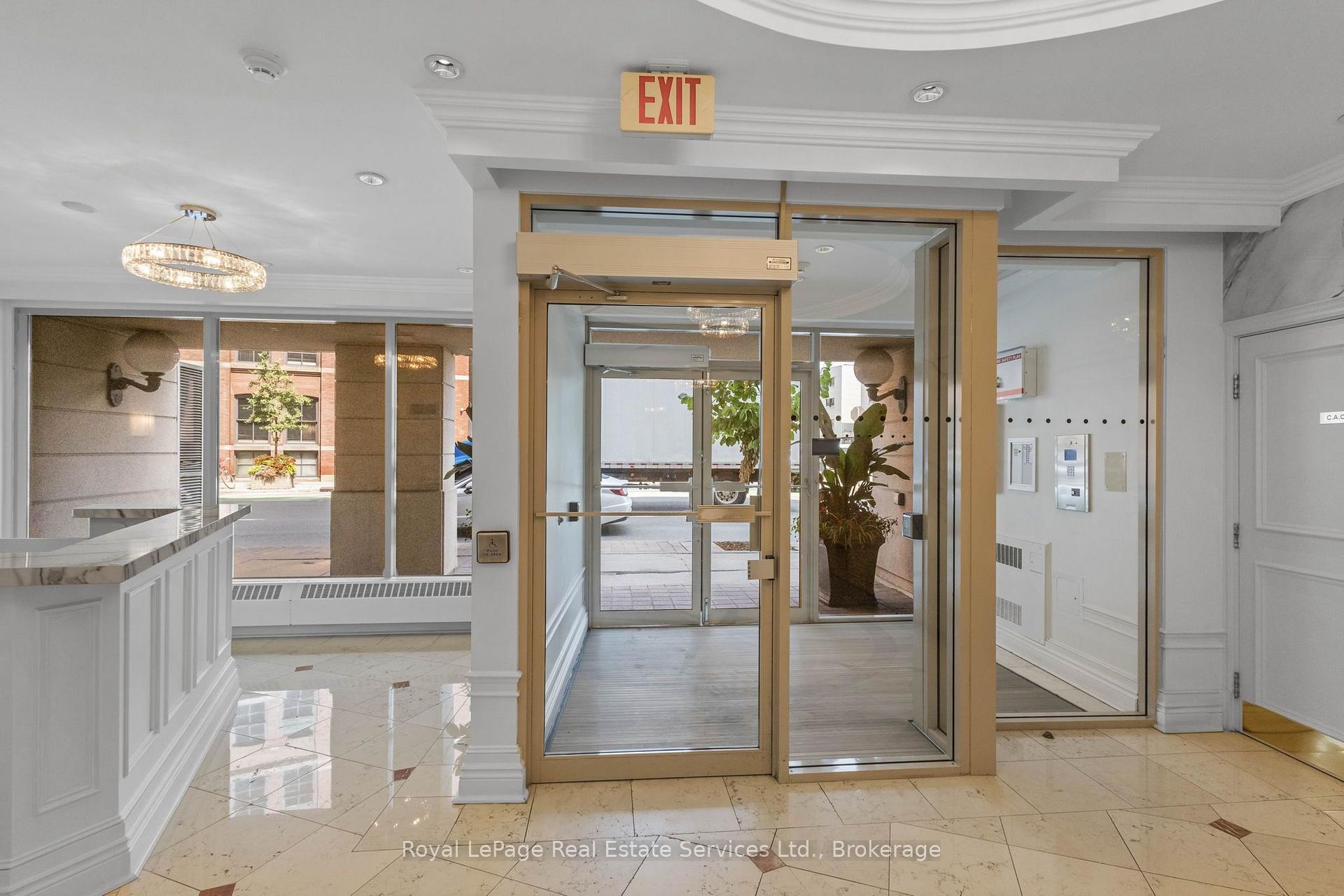 Photo 12 of Unit 808, 115 Richmond Street E, Toronto, Church-Yonge Corridor — HOMEH