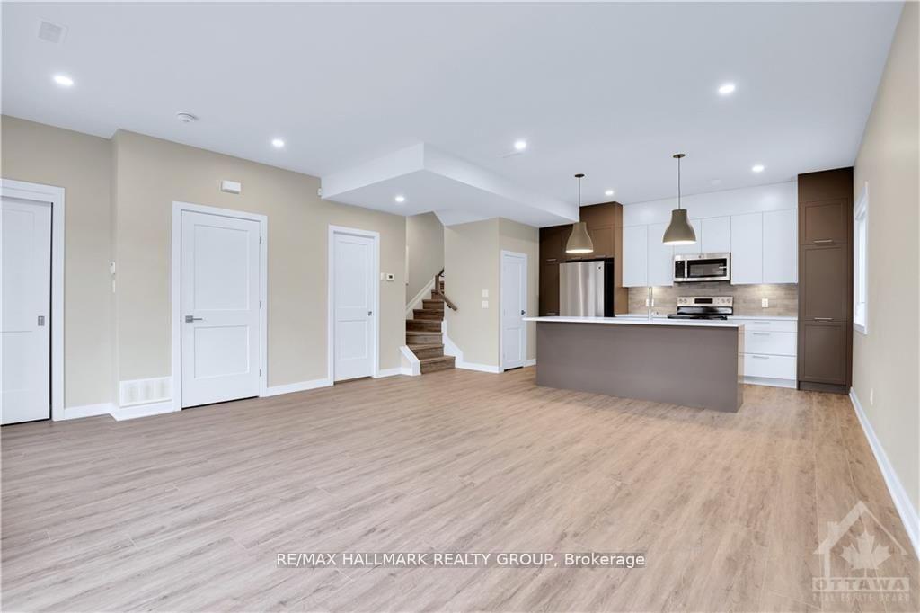 Photo 5 of 314 Mona Avenue, Ottawa, Vanier — HOMEH