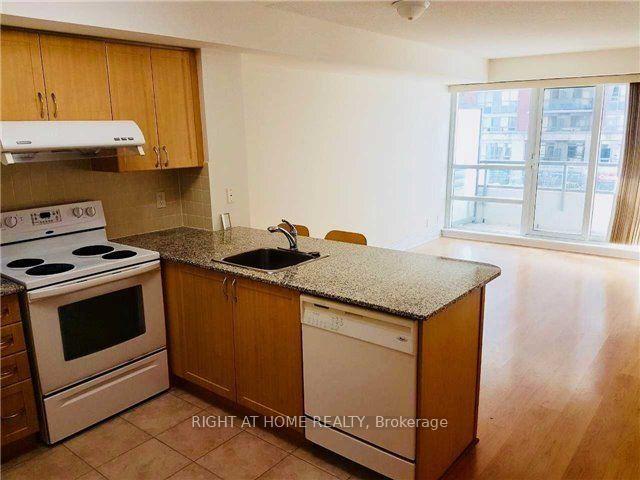 Photo 2 of Unit 310, 55 South Town Centre Boulevard, Markham, Unionville — HOMEH