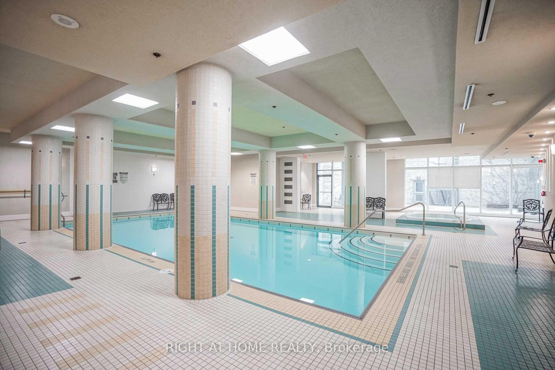Photo 14 of Unit 310, 55 South Town Centre Boulevard, Markham, Unionville — HOMEH