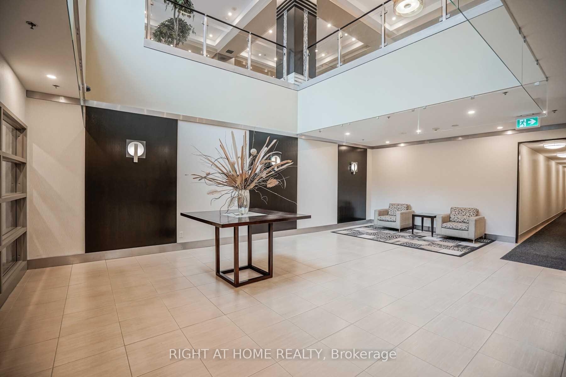 Photo 16 of Unit 310, 55 South Town Centre Boulevard, Markham, Unionville — HOMEH