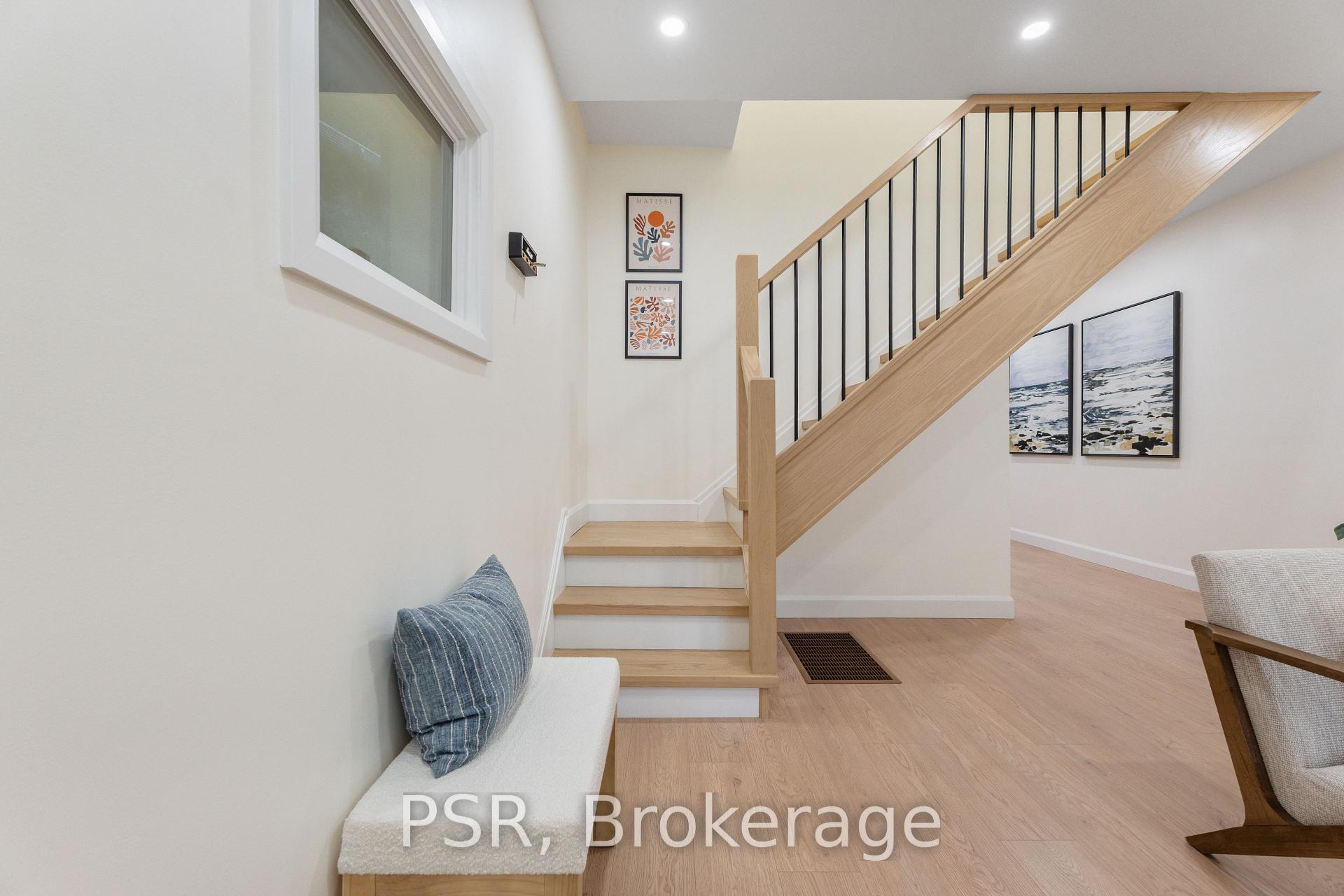 Photo 4 of 1045 Ossington Avenue, Toronto, Dovercourt-Wallace Emerson-Junction — HOMEH