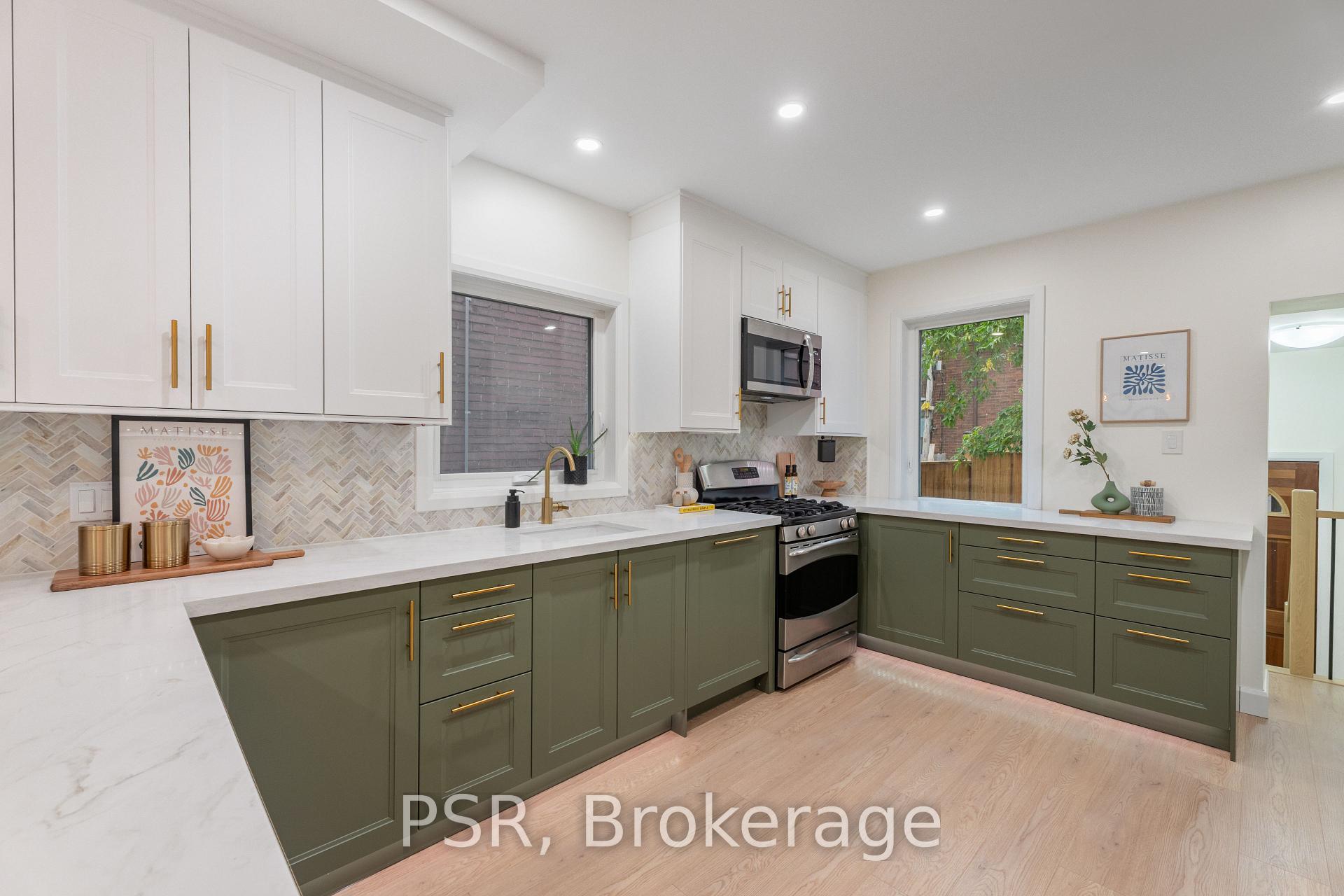 Photo 11 of 1045 Ossington Avenue, Toronto, Dovercourt-Wallace Emerson-Junction — HOMEH