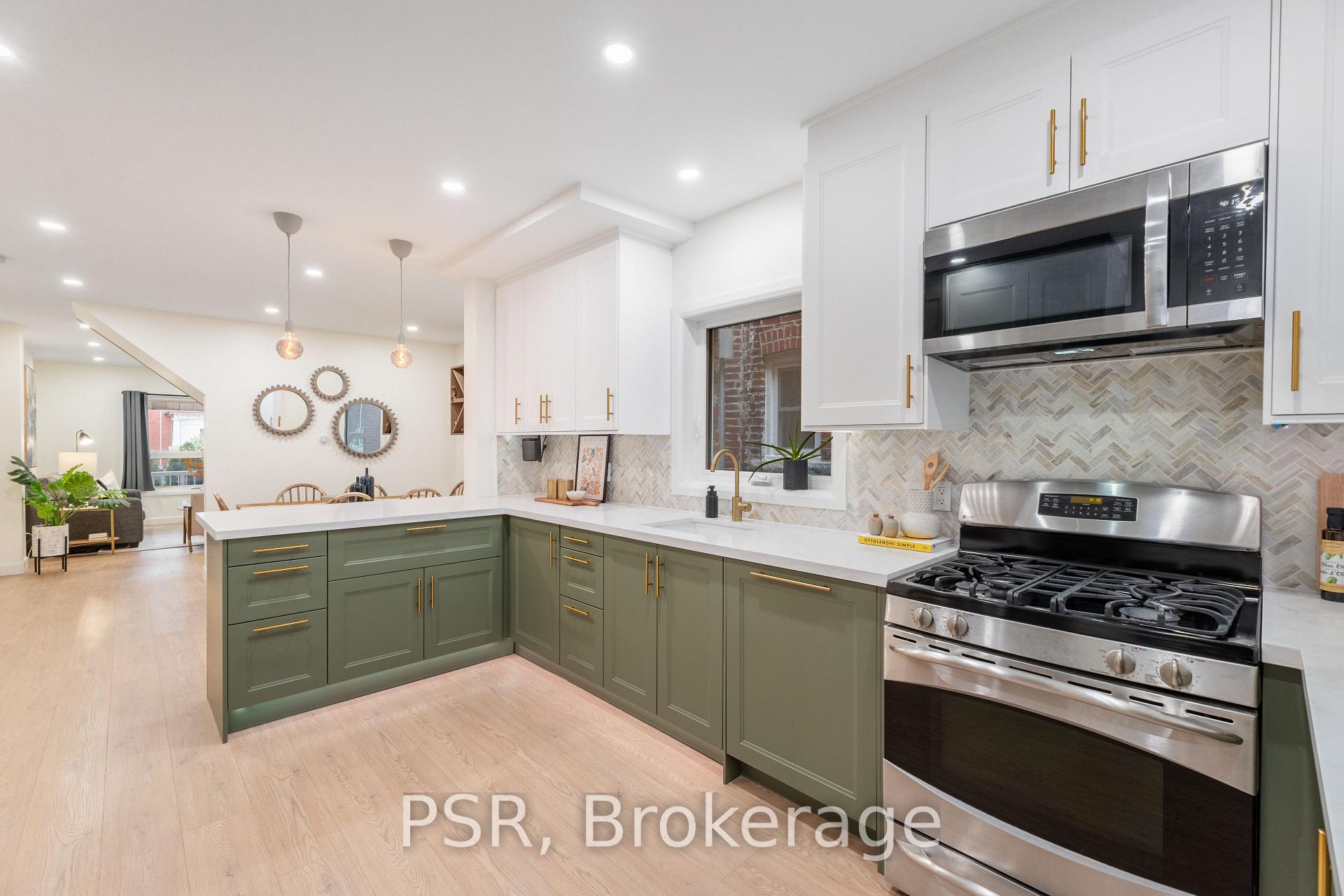 Photo 12 of 1045 Ossington Avenue, Toronto, Dovercourt-Wallace Emerson-Junction — HOMEH