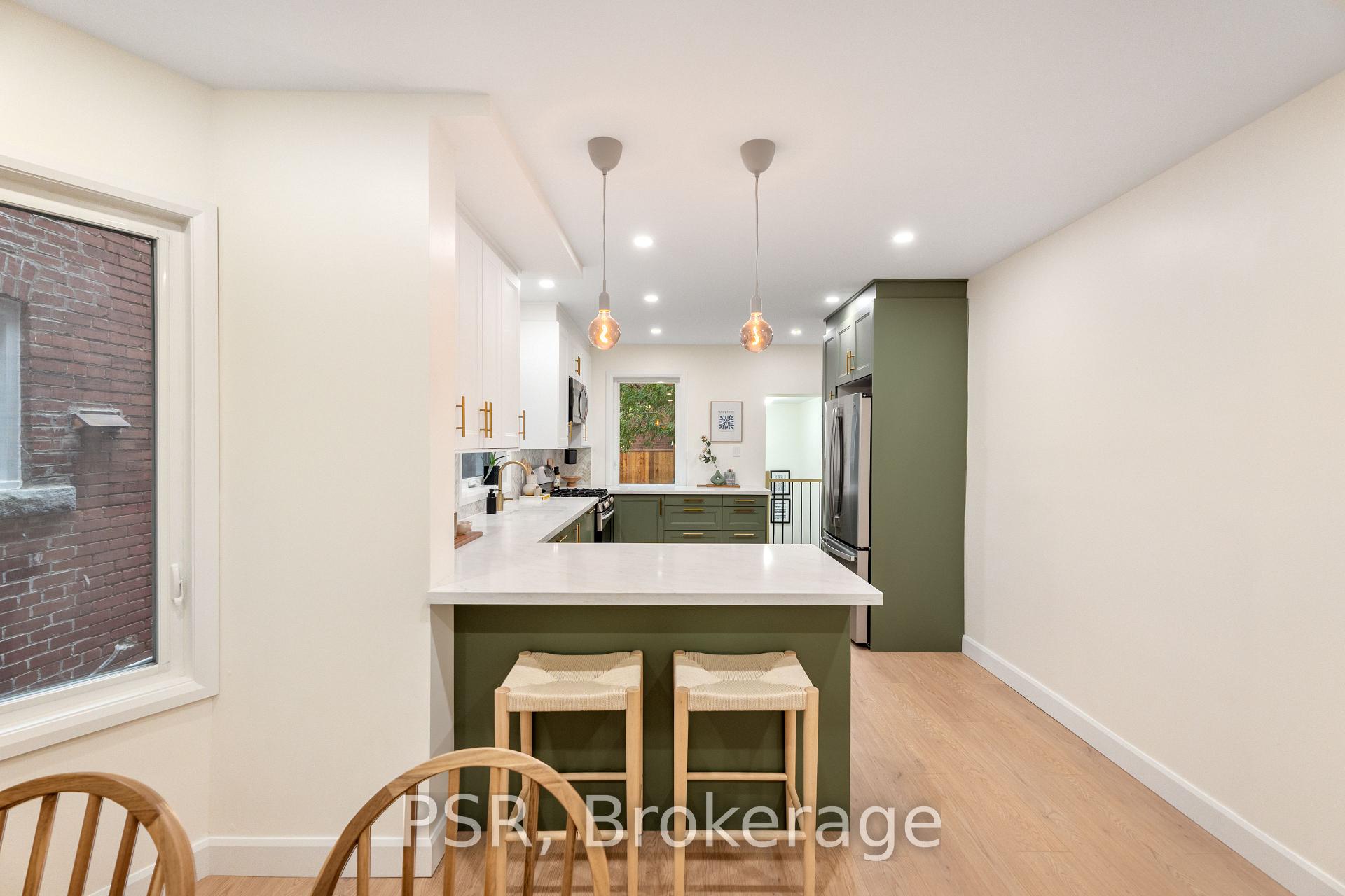Photo 16 of 1045 Ossington Avenue, Toronto, Dovercourt-Wallace Emerson-Junction — HOMEH