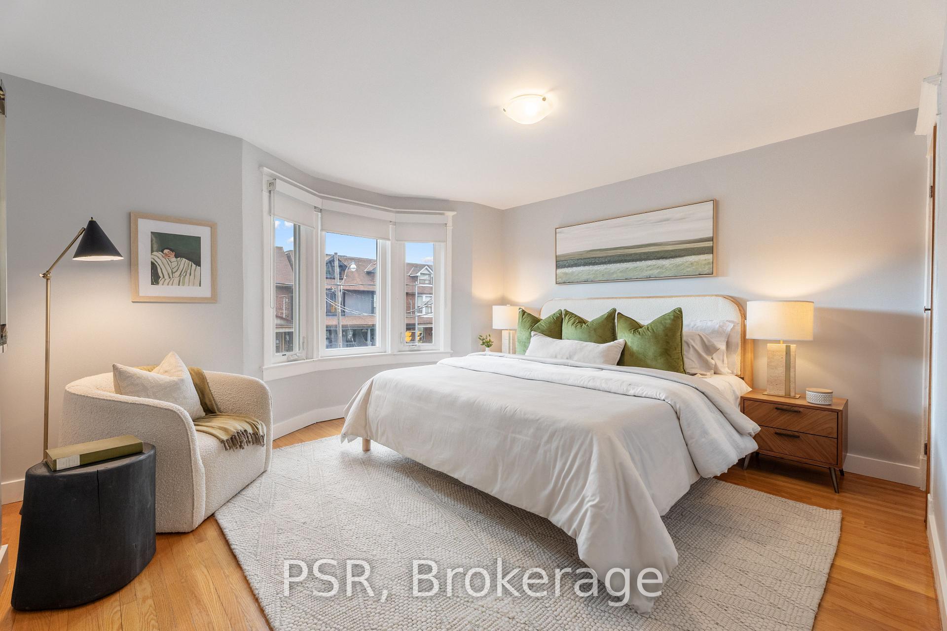 Photo 17 of 1045 Ossington Avenue, Toronto, Dovercourt-Wallace Emerson-Junction — HOMEH