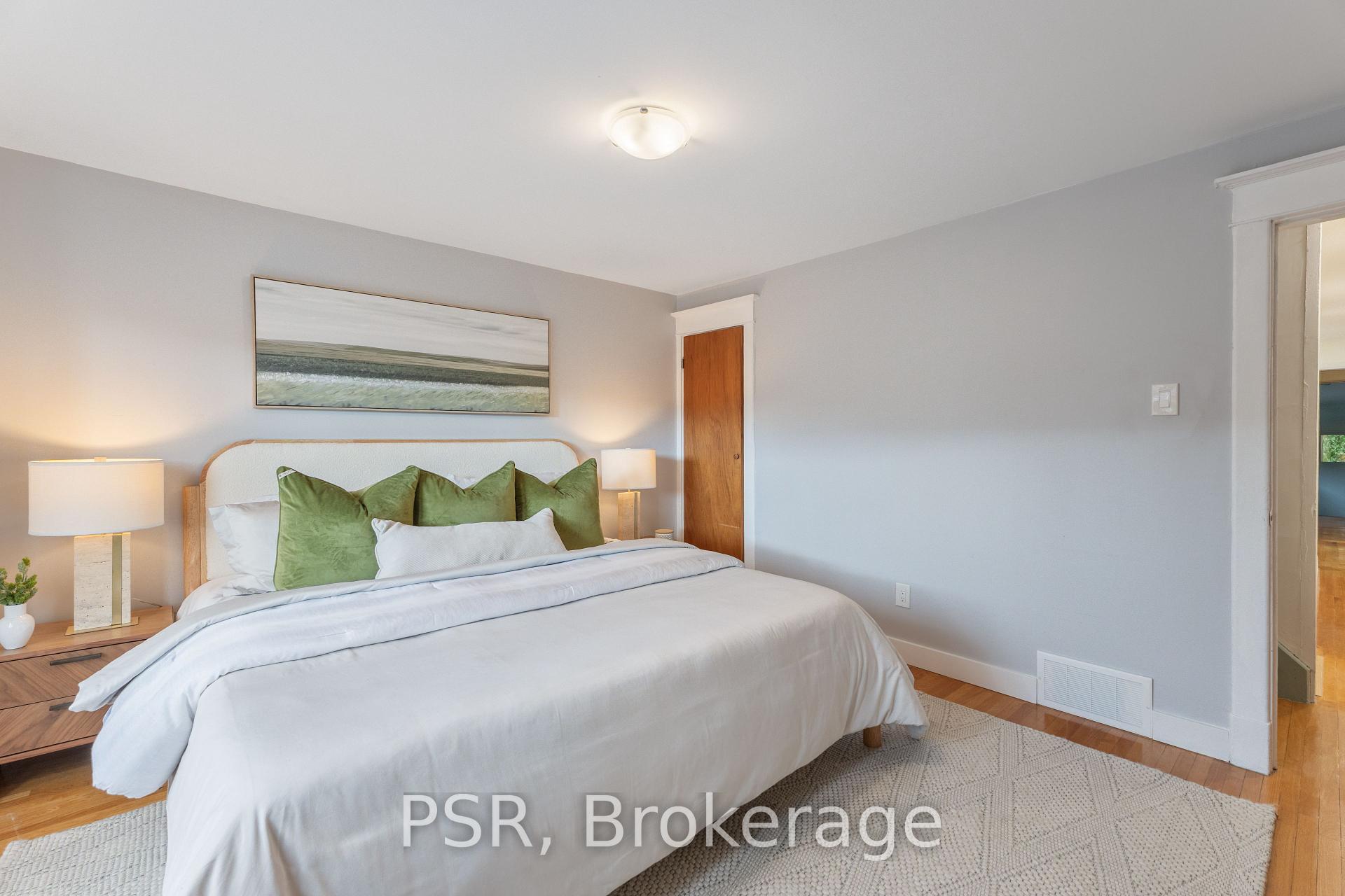 Photo 19 of 1045 Ossington Avenue, Toronto, Dovercourt-Wallace Emerson-Junction — HOMEH