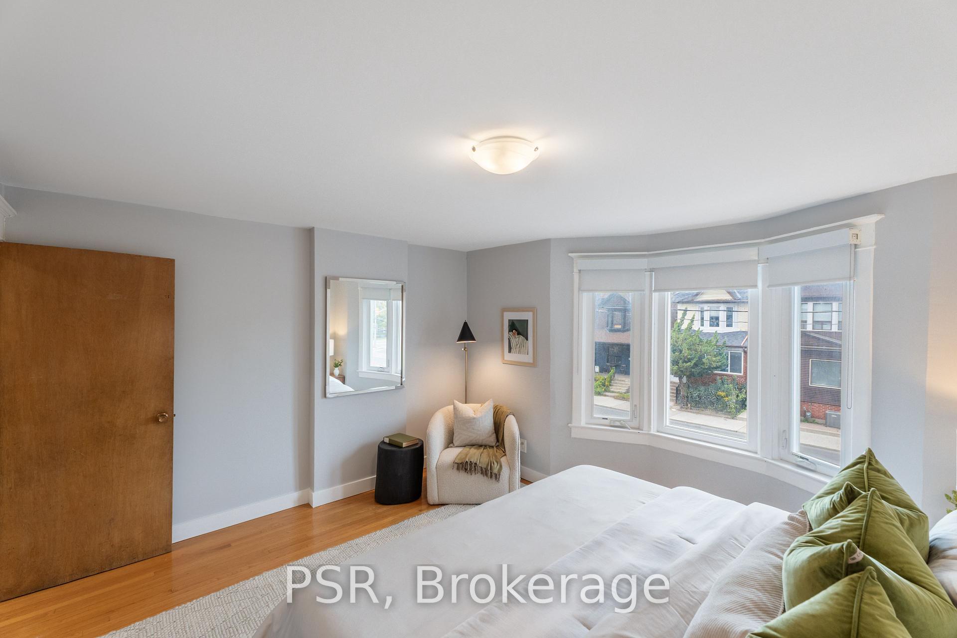 Photo 20 of 1045 Ossington Avenue, Toronto, Dovercourt-Wallace Emerson-Junction — HOMEH