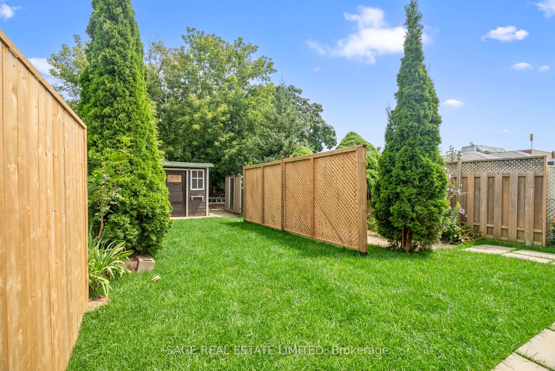 Photo 48 of 25 Chamberlain Avenue, North York, Briar Hill-Belgravia — HOMEH
