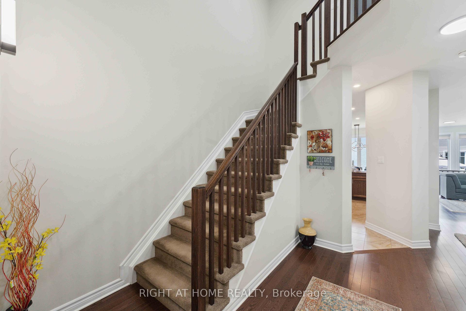 Photo 4 of 819 Miikana Road, Ottawa, Blossom Park/Kemp Park/Findlay Creek — HOMEH
