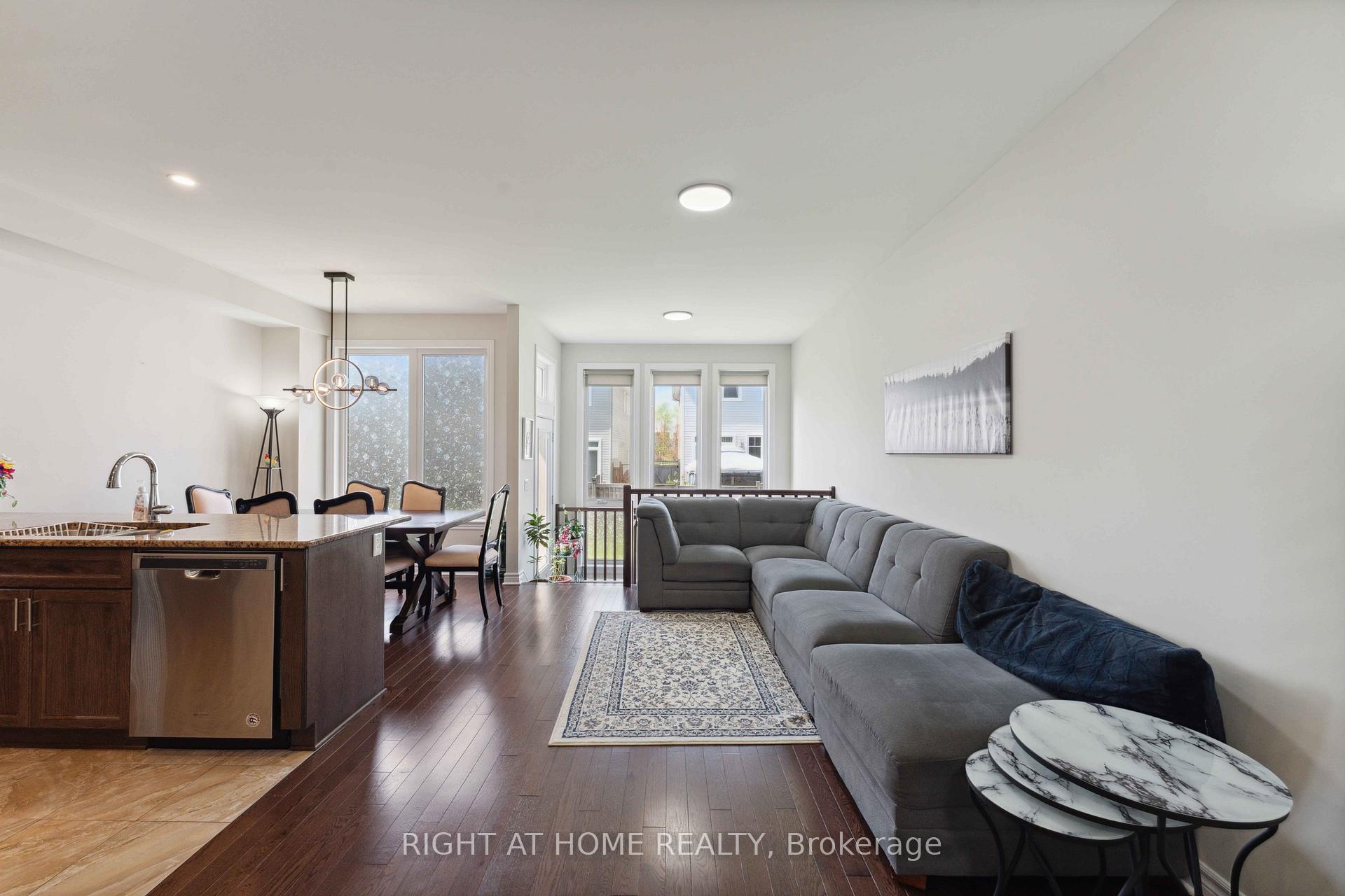 Photo 7 of 819 Miikana Road, Ottawa, Blossom Park/Kemp Park/Findlay Creek — HOMEH