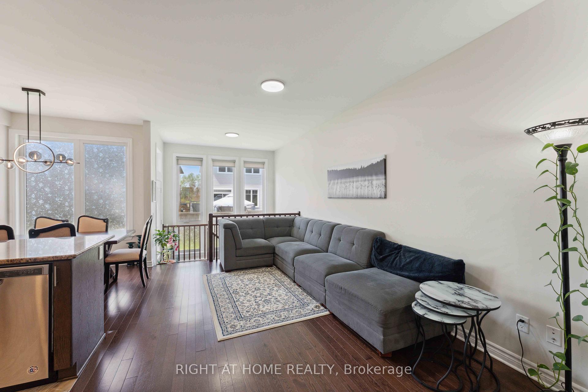 Photo 8 of 819 Miikana Road, Ottawa, Blossom Park/Kemp Park/Findlay Creek — HOMEH