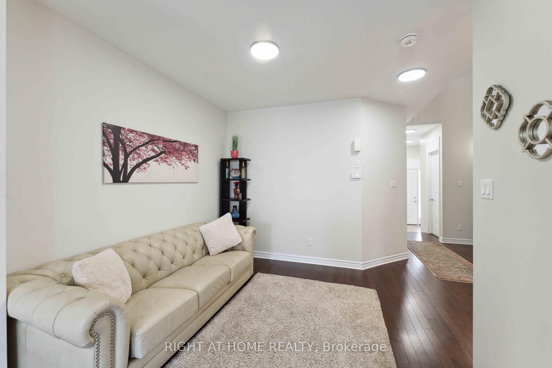 Photo 10 of 819 Miikana Road, Ottawa, Blossom Park/Kemp Park/Findlay Creek — HOMEH
