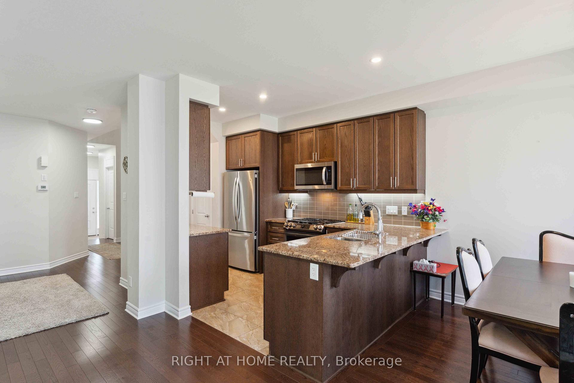 Photo 16 of 819 Miikana Road, Ottawa, Blossom Park/Kemp Park/Findlay Creek — HOMEH