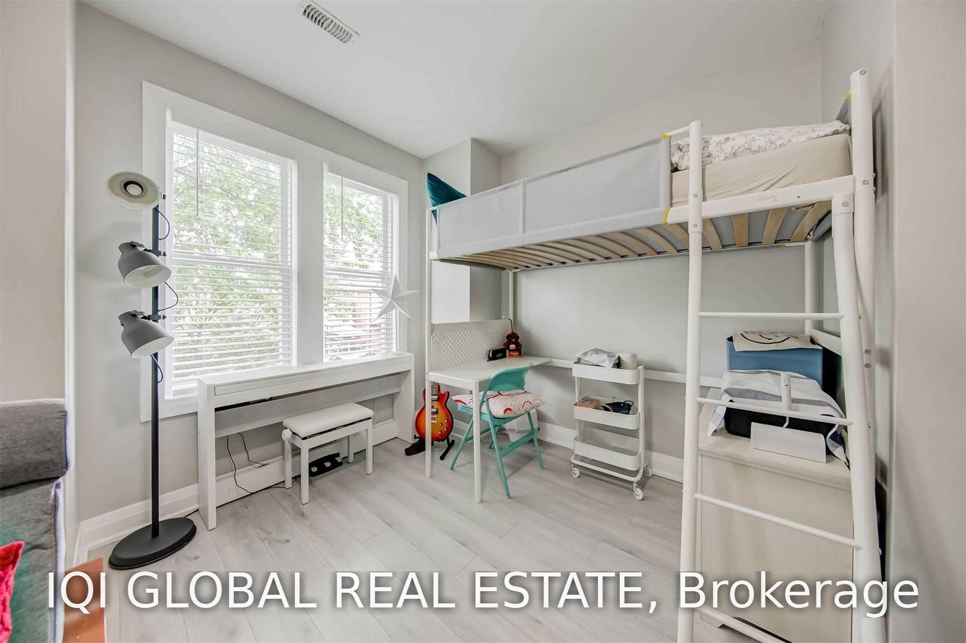 Photo 10 of Unit 2nd Floor Unit, 142 Grace Street, Toronto, Trinity-Bellwoods — HOMEH