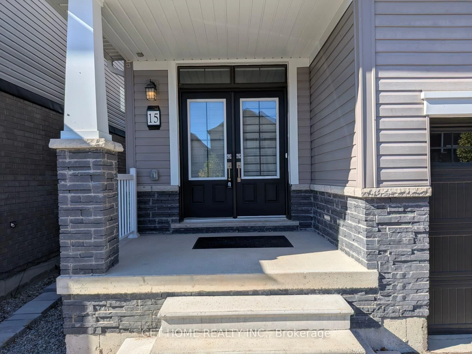 Photo 31 of 15 Sundin Drive, Haldimand — HOMEH