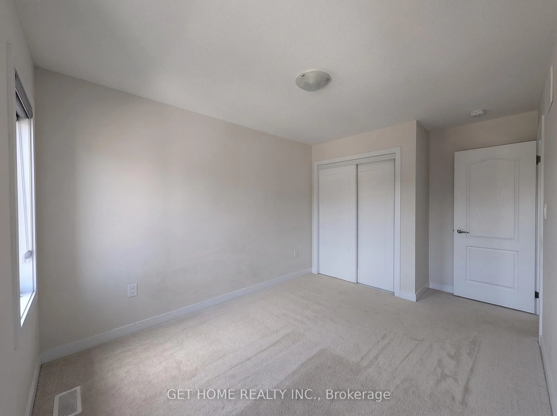 Photo 23 of 15 Sundin Drive, Haldimand — HOMEH