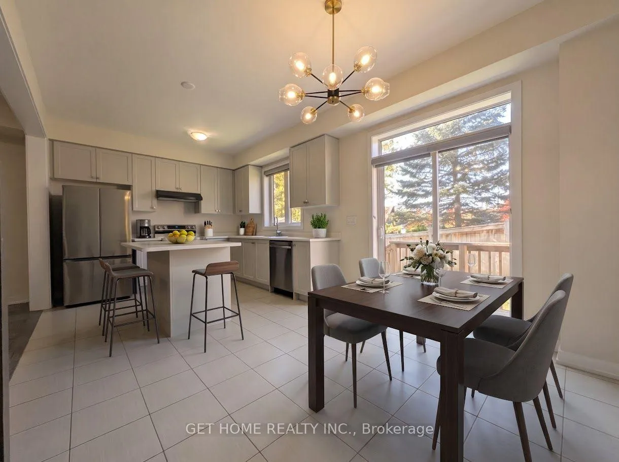 Photo 10 of 15 Sundin Drive, Haldimand — HOMEH