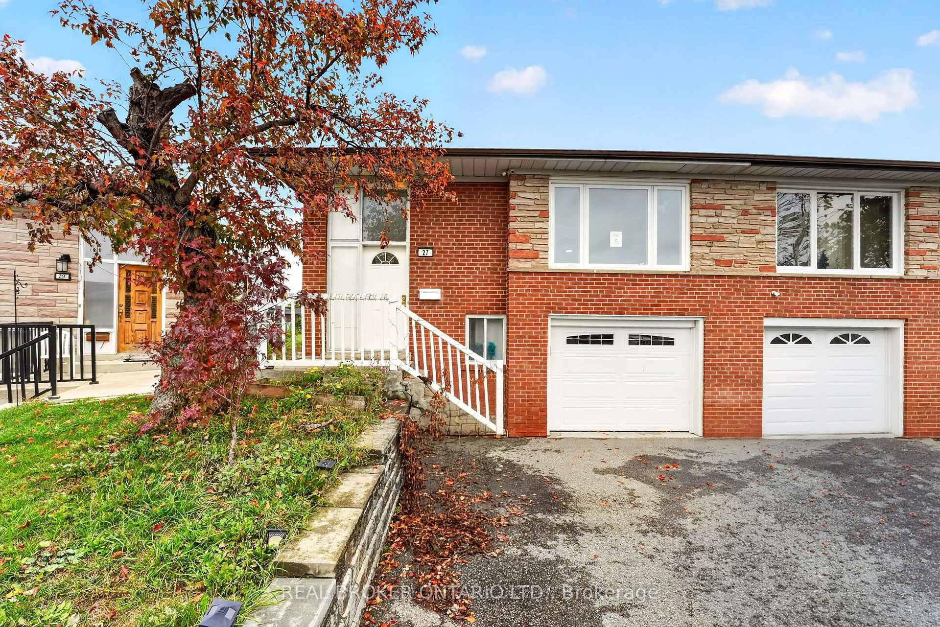 Photo 1 of 27 Vange Crescent, Etobicoke, Mount Olive-Silverstone-Jamestown — HOMEH