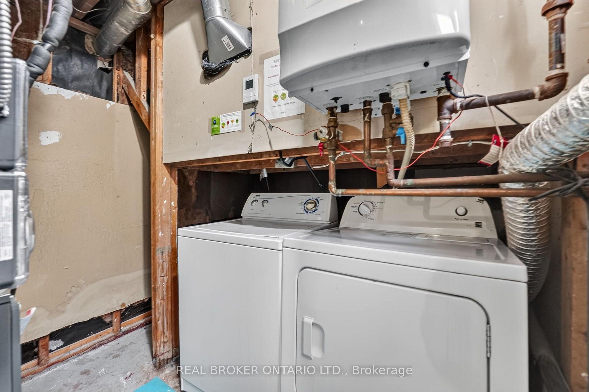 Photo 39 of 27 Vange Crescent, Etobicoke, Mount Olive-Silverstone-Jamestown — HOMEH
