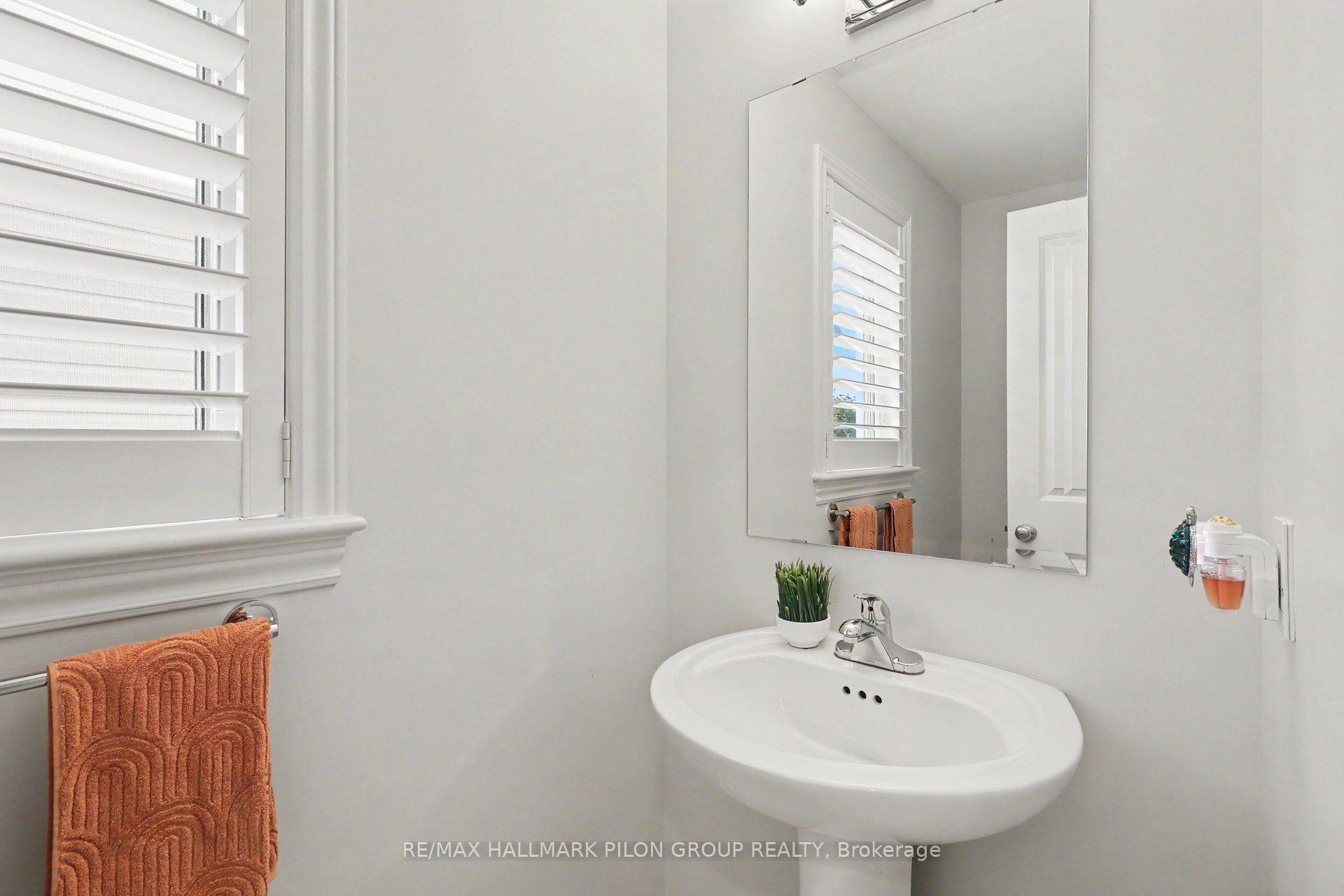 Photo 10 of 557 Silverbell Crescent, Ottawa, Blossom Park/Kemp Park/Findlay Creek — HOMEH