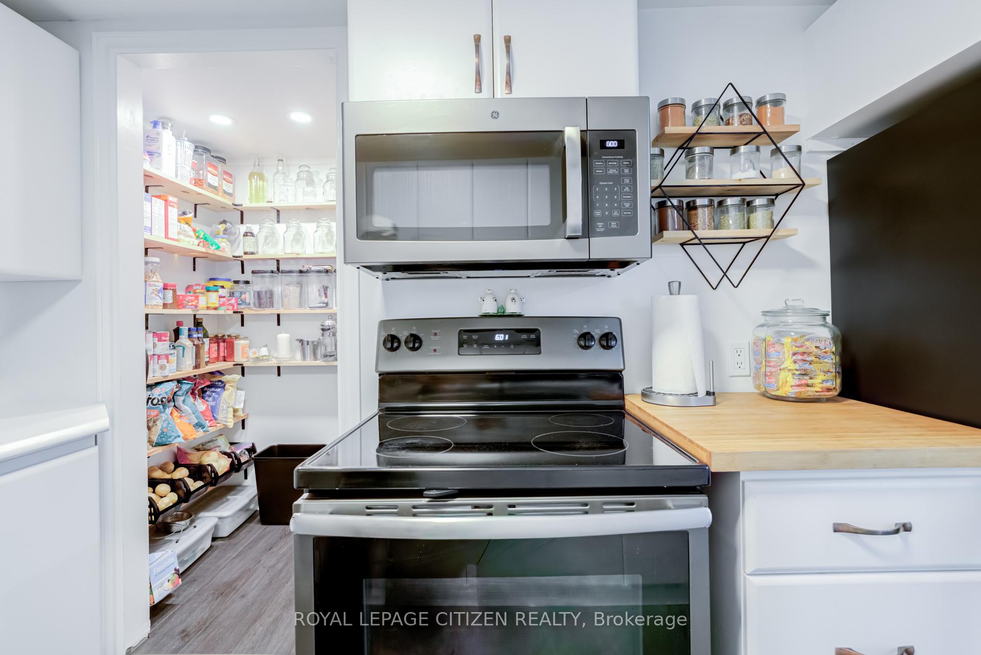 Photo 13 of 32 Teds Lane, Trent Lakes — HOMEH