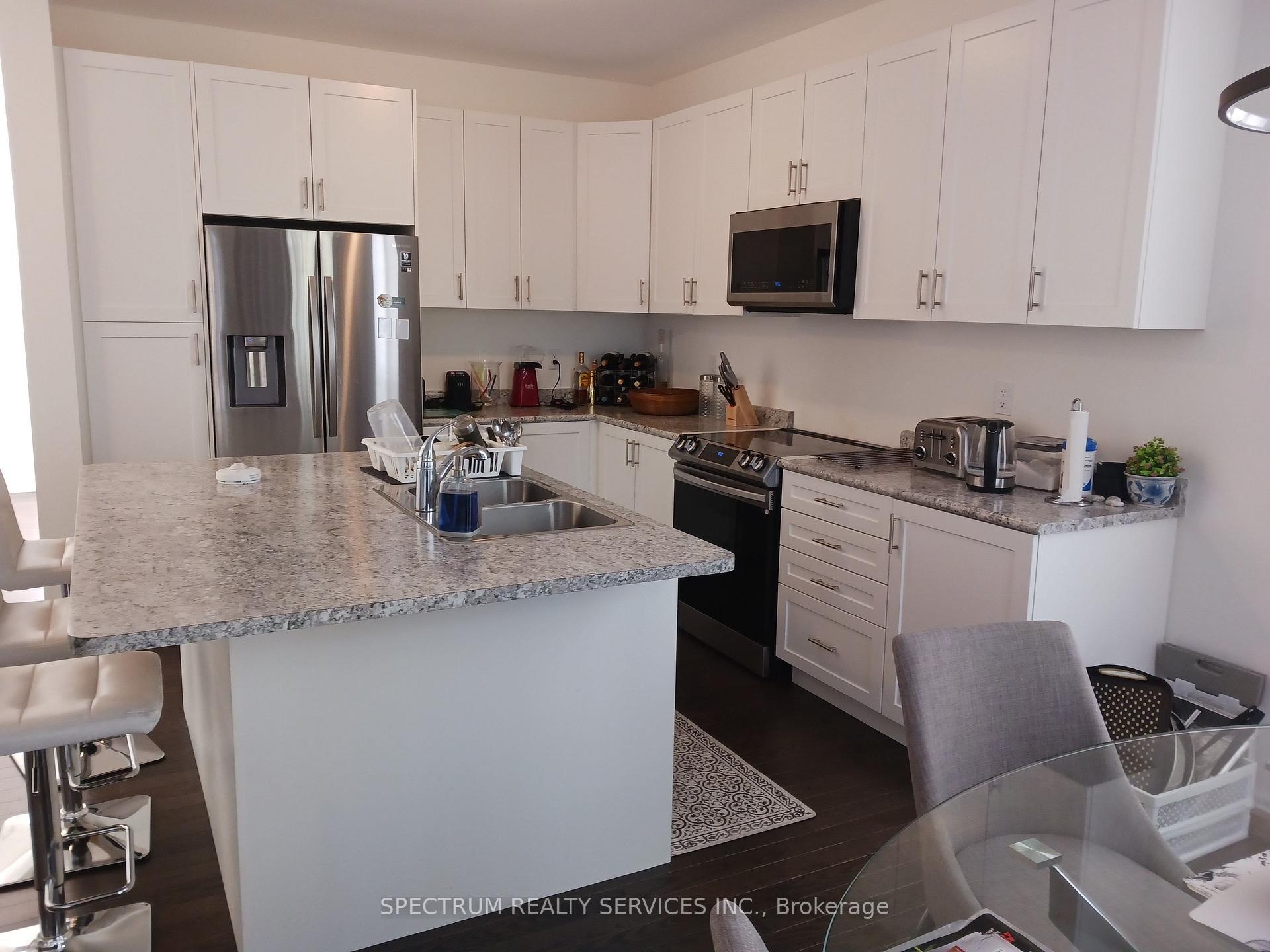 Photo 10 of 64 Regina Boulevard, Wasaga Beach — HOMEH