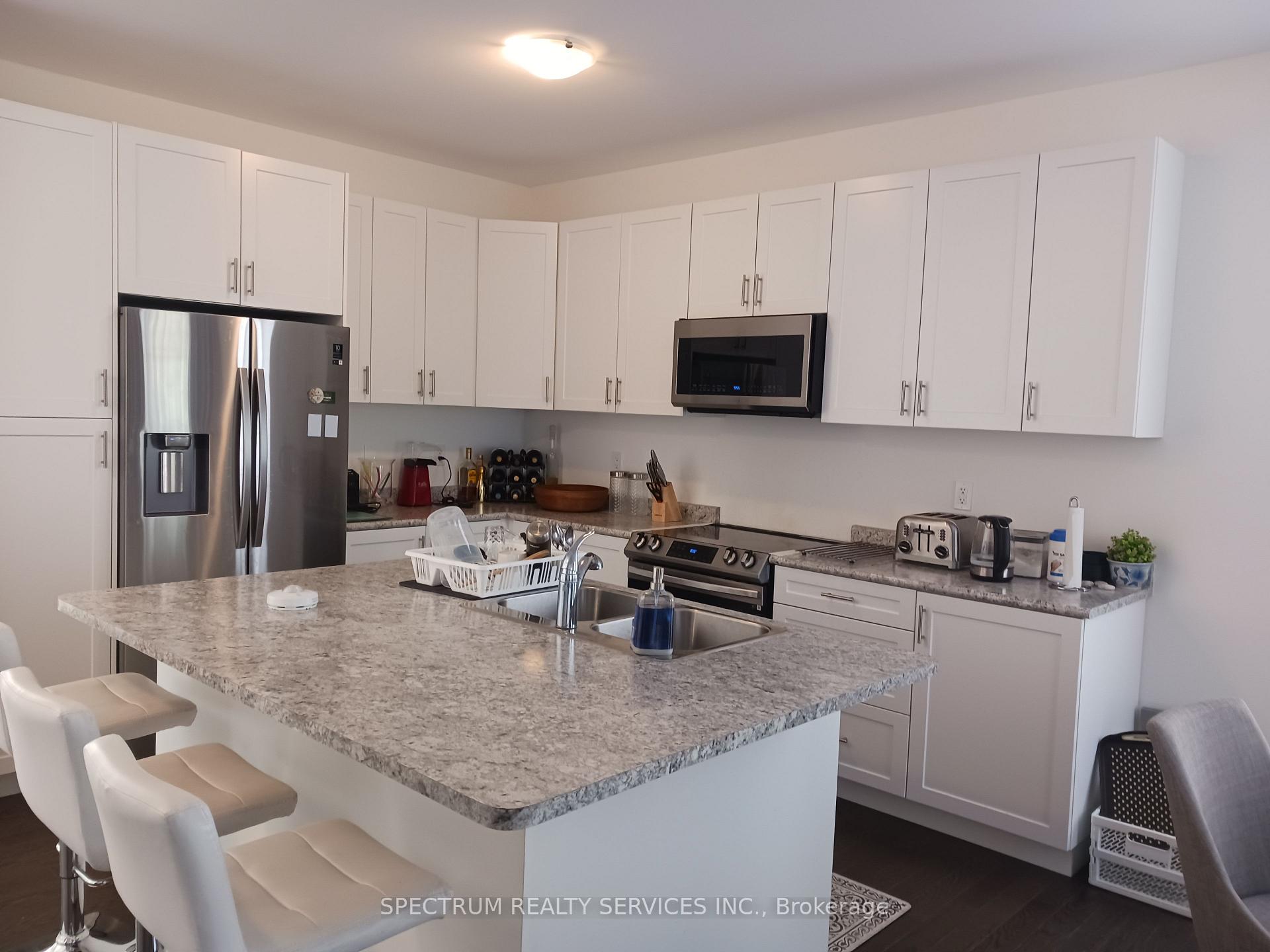 Photo 13 of 64 Regina Boulevard, Wasaga Beach — HOMEH