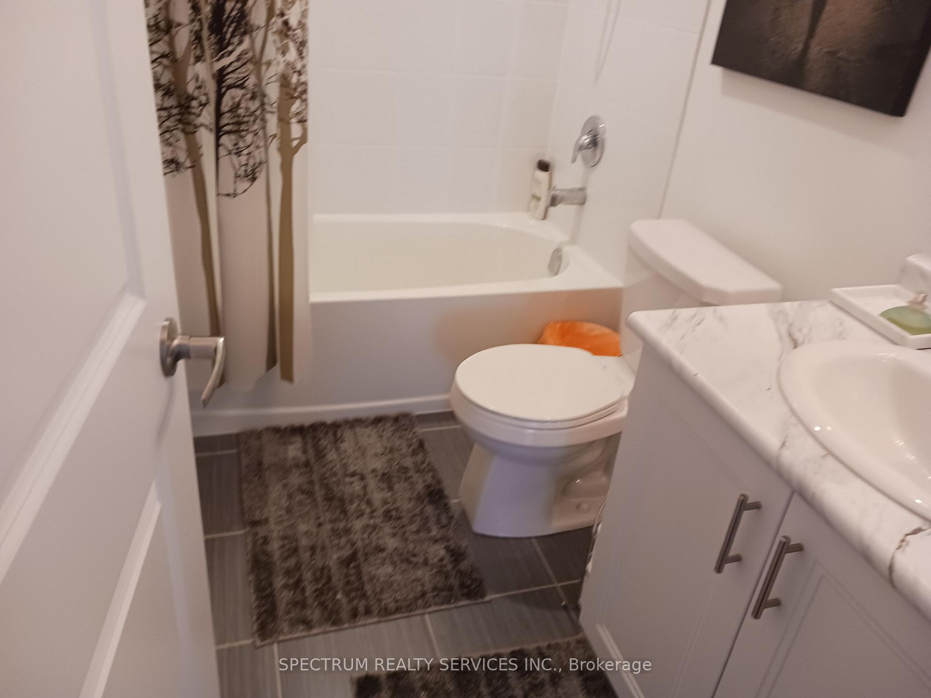 Photo 21 of 64 Regina Boulevard, Wasaga Beach — HOMEH