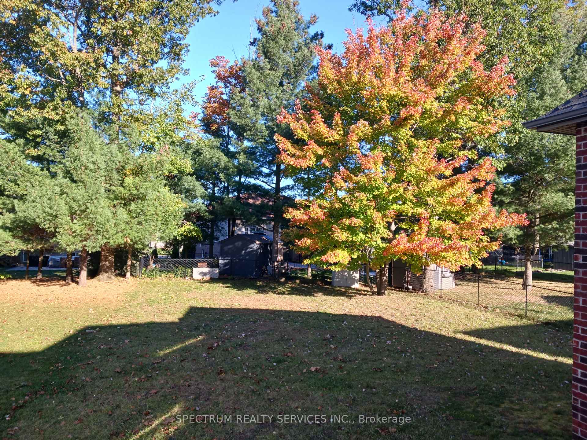 Photo 24 of 64 Regina Boulevard, Wasaga Beach — HOMEH