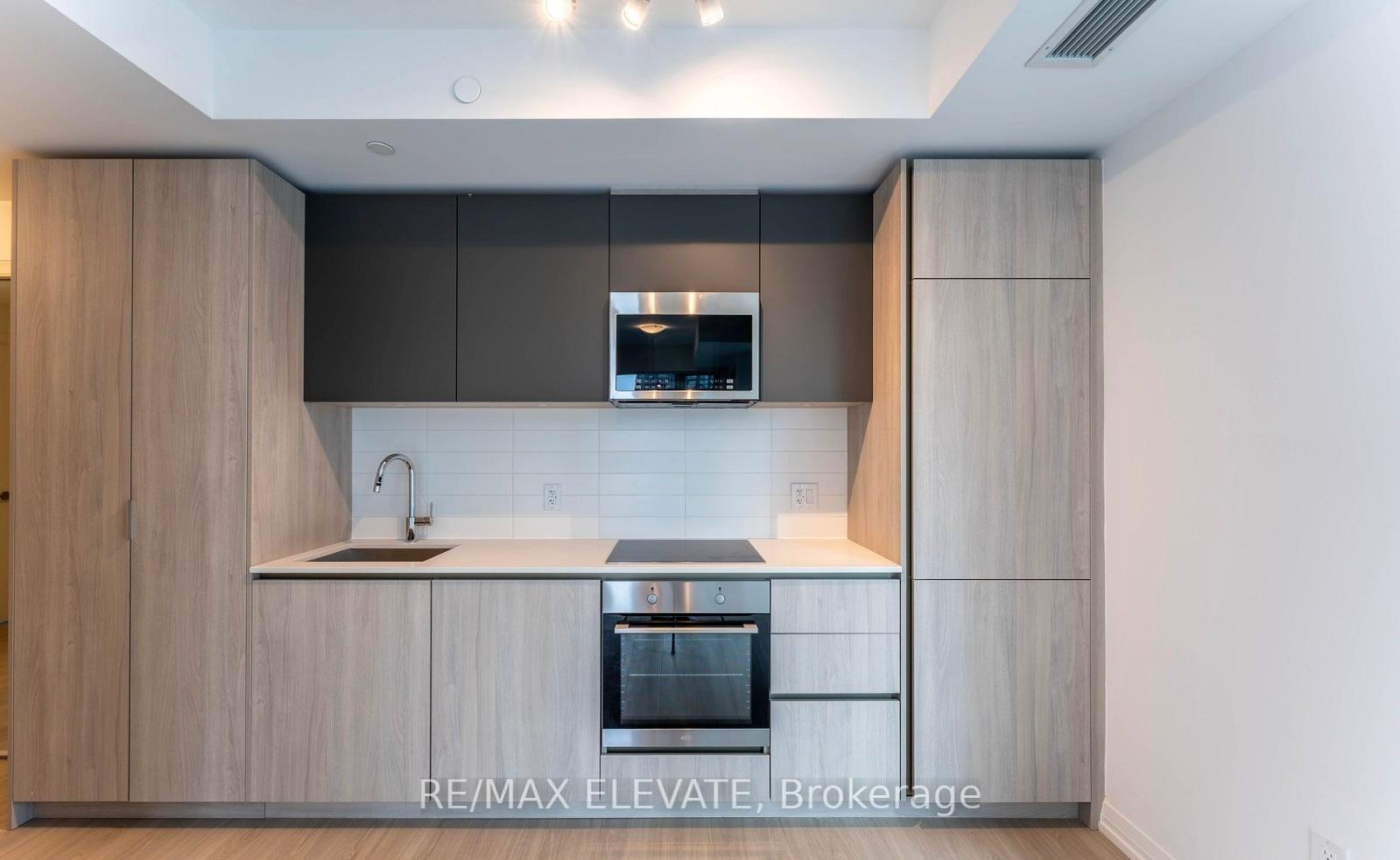 Photo 3 of Unit 3029, 28 Widmer Street, Toronto, Waterfront Communities — HOMEH